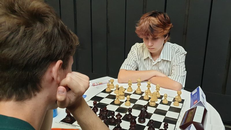 490